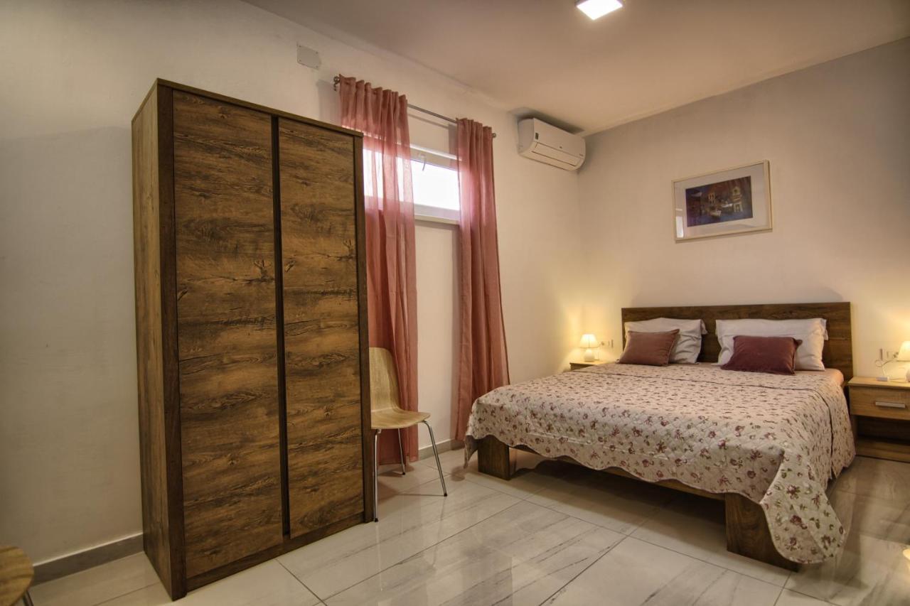 Rooms Dragica Pakoštane Zewnętrze zdjęcie